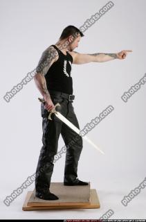 Dareon-pointing-finger-sword