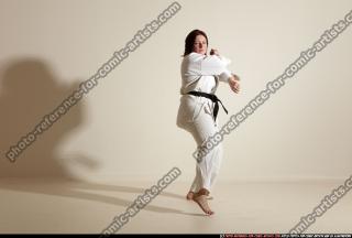 2011 10 MICHELLE SMAX KARATE POSE5 11