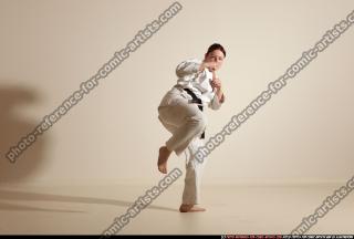 2012 01 MICHELLE SMAX KARATE POSE10 71