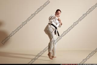 2012 01 MICHELLE SMAX KARATE POSE10 72