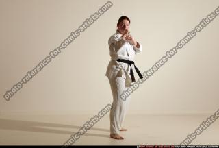 2012 01 MICHELLE SMAX KARATE POSE10 75