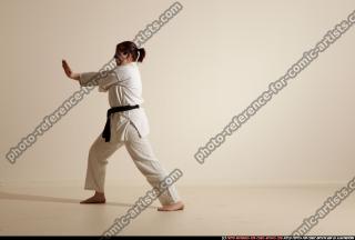 2012 03 MICHELLE SMAX KARATE POSE 11 063