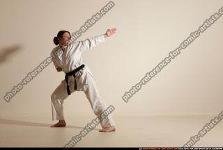 2012 03 MICHELLE SMAX KARATE POSE 11 071