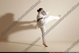 2012 03 MICHELLE SMAX KARATE POSE 11 079