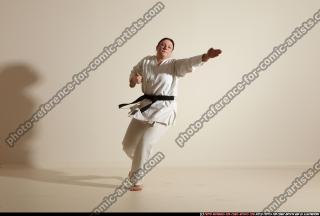 2012 03 MICHELLE SMAX KARATE POSE 11 109