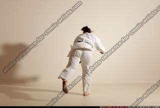 2012 03 MICHELLE SMAX KARATE POSE 11 114