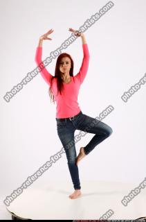 nina-ballet-pose