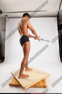 2014 01 ROLAND SWORD POSE1 05 C