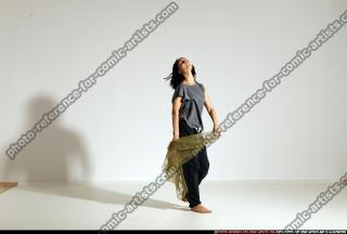 2014 08 SMAX ANGELICA DANCE SCARVE POSE1 160