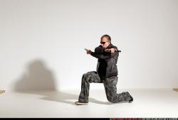 smax-streetfighter-dual-guns-pose1