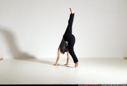 smax-angelica-dance-small-handstand