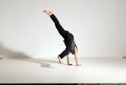 smax-angelica-dance-small-handstand