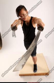 2015 02 JERALD MOB DUAL SWORDS POSE1 09