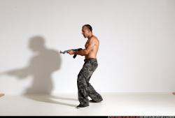 smax-streetfighter-shooting-ak47