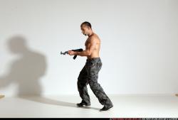 smax-streetfighter-shooting-ak47