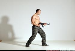 smax-streetfighter-shooting-ak47