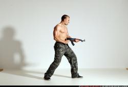 smax-streetfighter-shooting-ak47