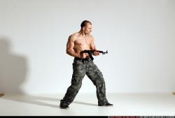 smax-streetfighter-shooting-ak47