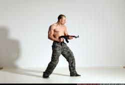 smax-streetfighter-shooting-ak47