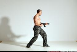 smax-streetfighter-shooting-ak47