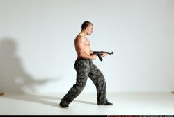 smax-streetfighter-shooting-ak47