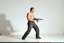 smax-streetfighter-shooting-ak47