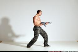 smax-streetfighter-shooting-ak47