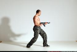 smax-streetfighter-shooting-ak47