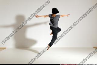 smax-angelica-dance-jump-bend-knees