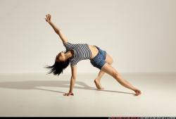 smax-angelica-yoga-camatkarasana-pose