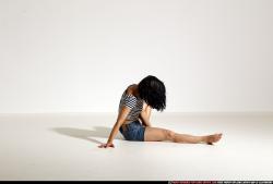 smax-angelica-yoga-camatkarasana-pose