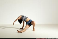 smax-angelica-yoga-camatkarasana-pose