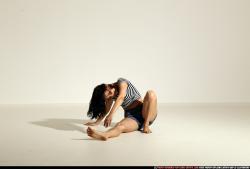 smax-angelica-yoga-camatkarasana-pose