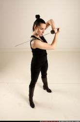 claudia-katana-defend-pose