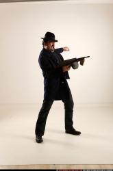 jerry-tommygun-pose2-shooting