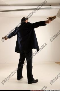 jerry-steampunk-pistols-pose2