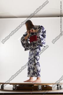 JAPANESE WOMAN IN KIMONO WITH SWORD SAORI 07C