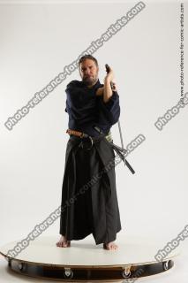 standing samurai with sword yasuke 16b